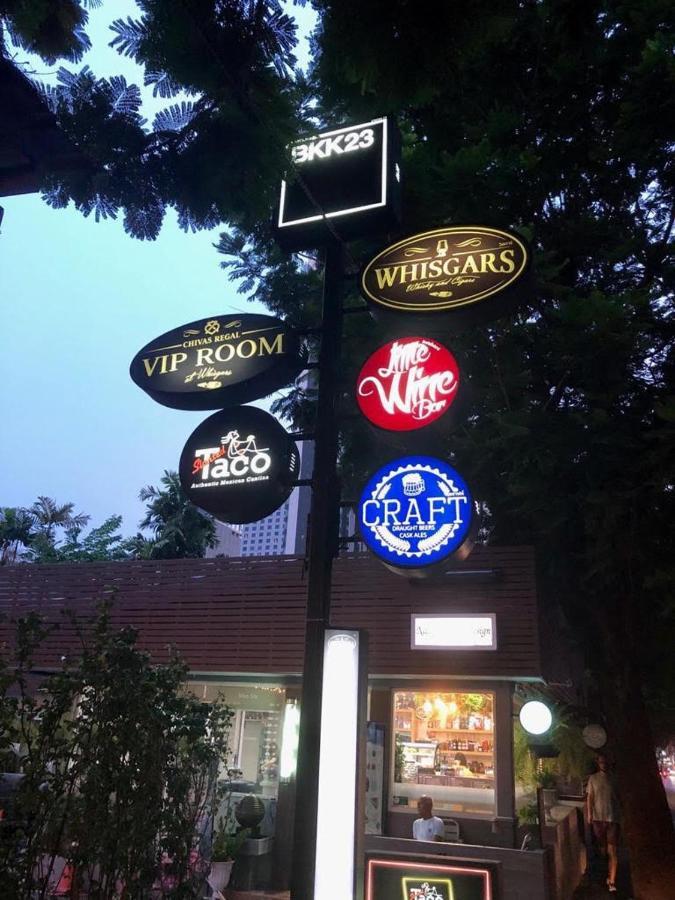 曼谷 米库旅舍酒店 外观 照片